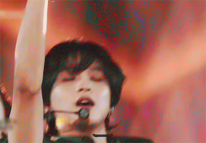 dUxWMA.gif