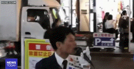 dYBojX.gif