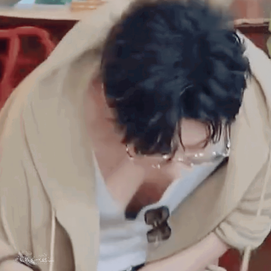 dcytGK.gif
