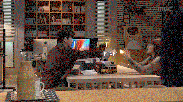 dePbyP.gif