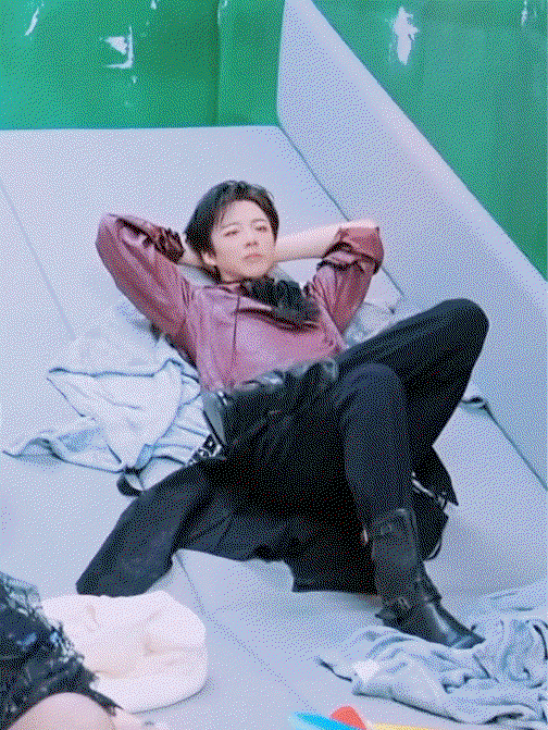 dmdUDN.gif