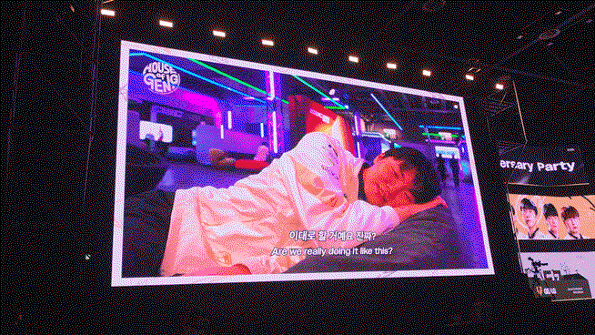 dnqJHO.gif
