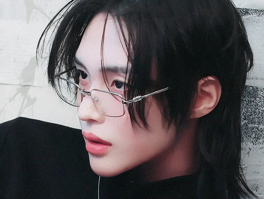 dxxuKm.gif