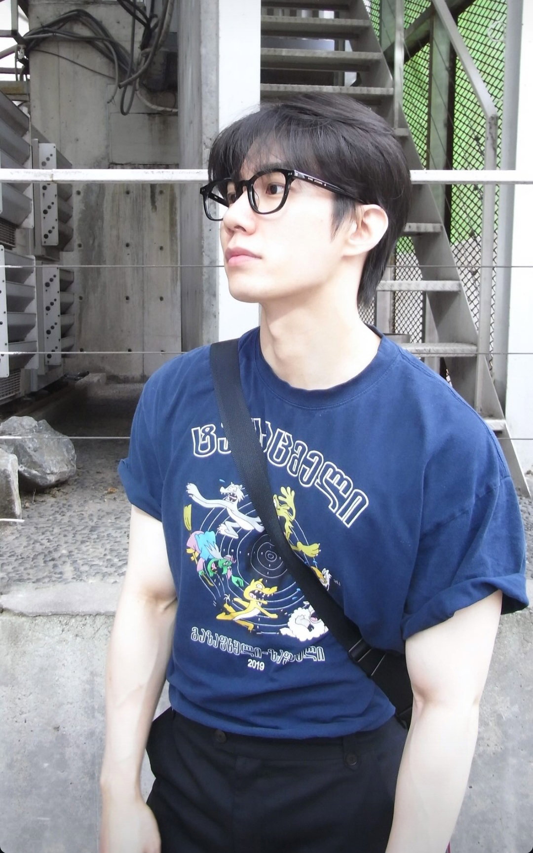 dyLhPQ