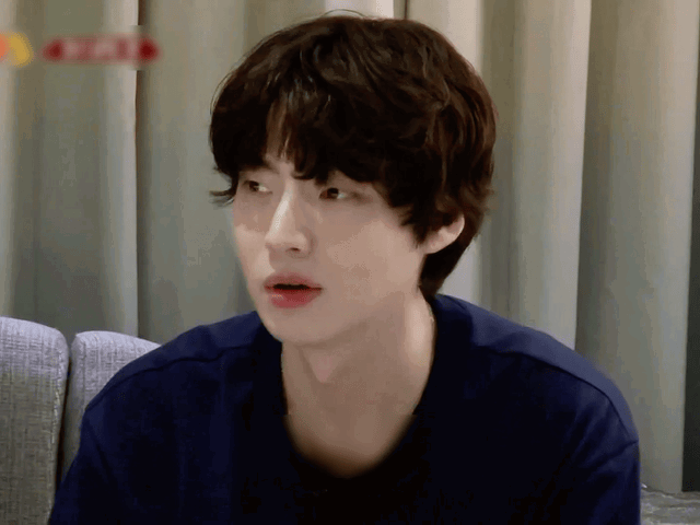 dyYFVF.gif