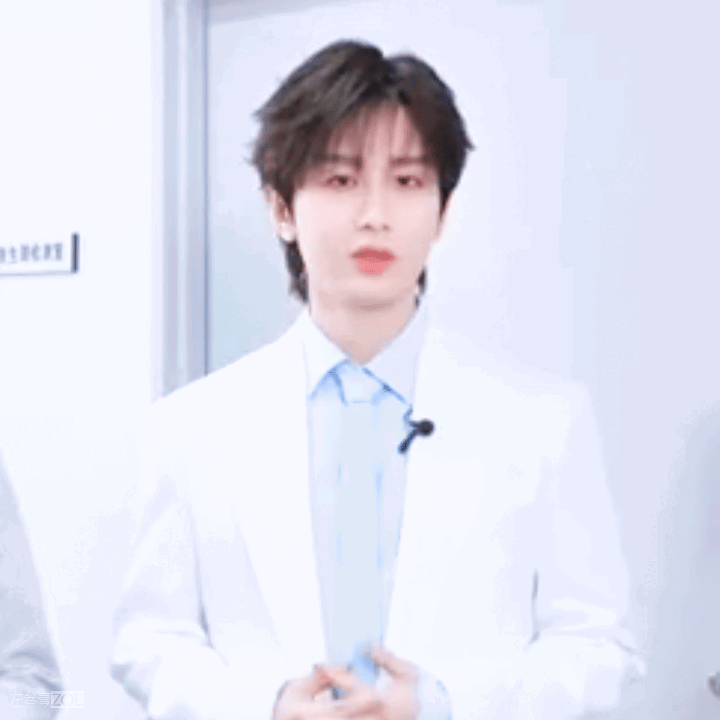 dzvgGh.gif