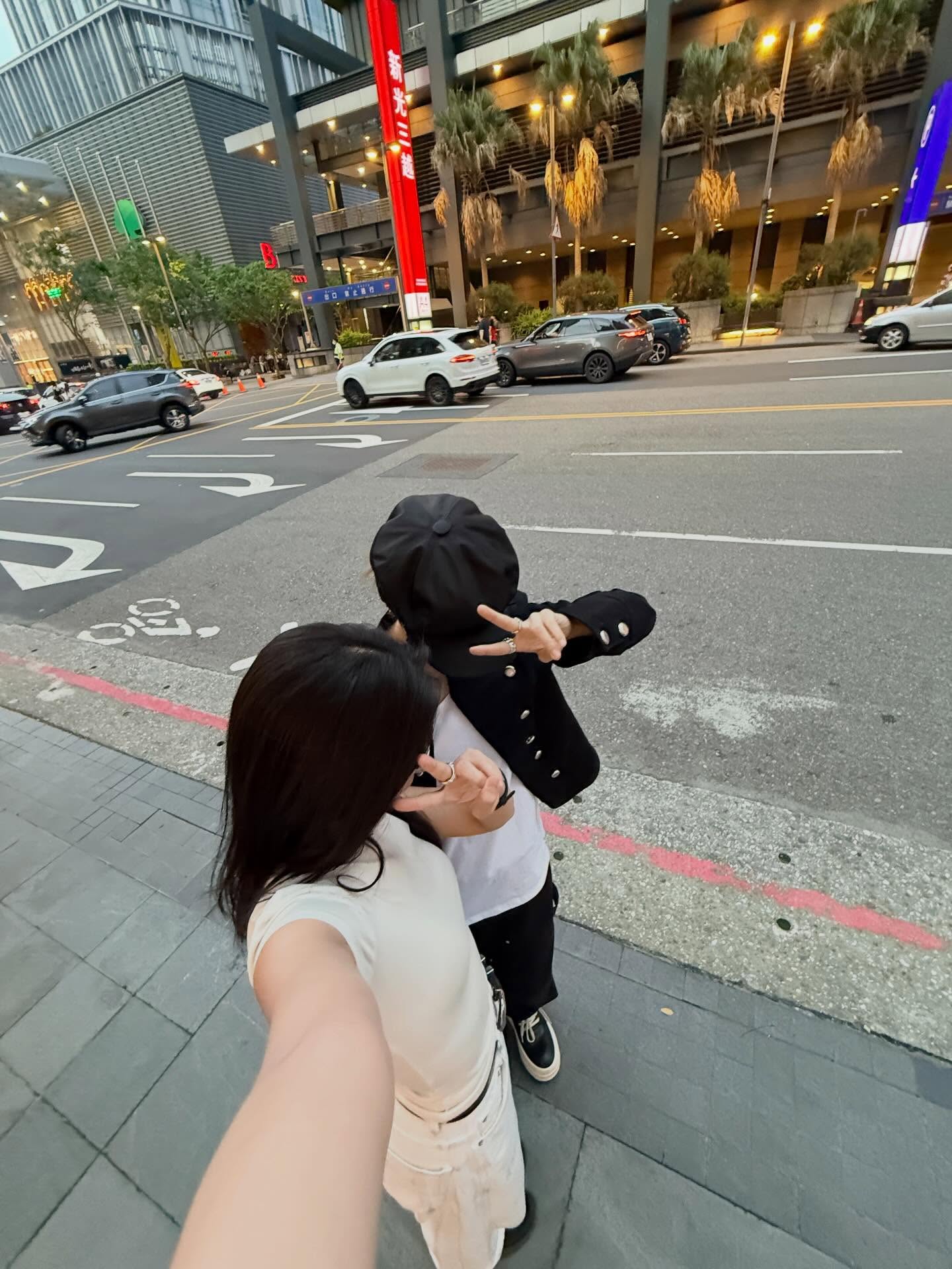 eBhafK