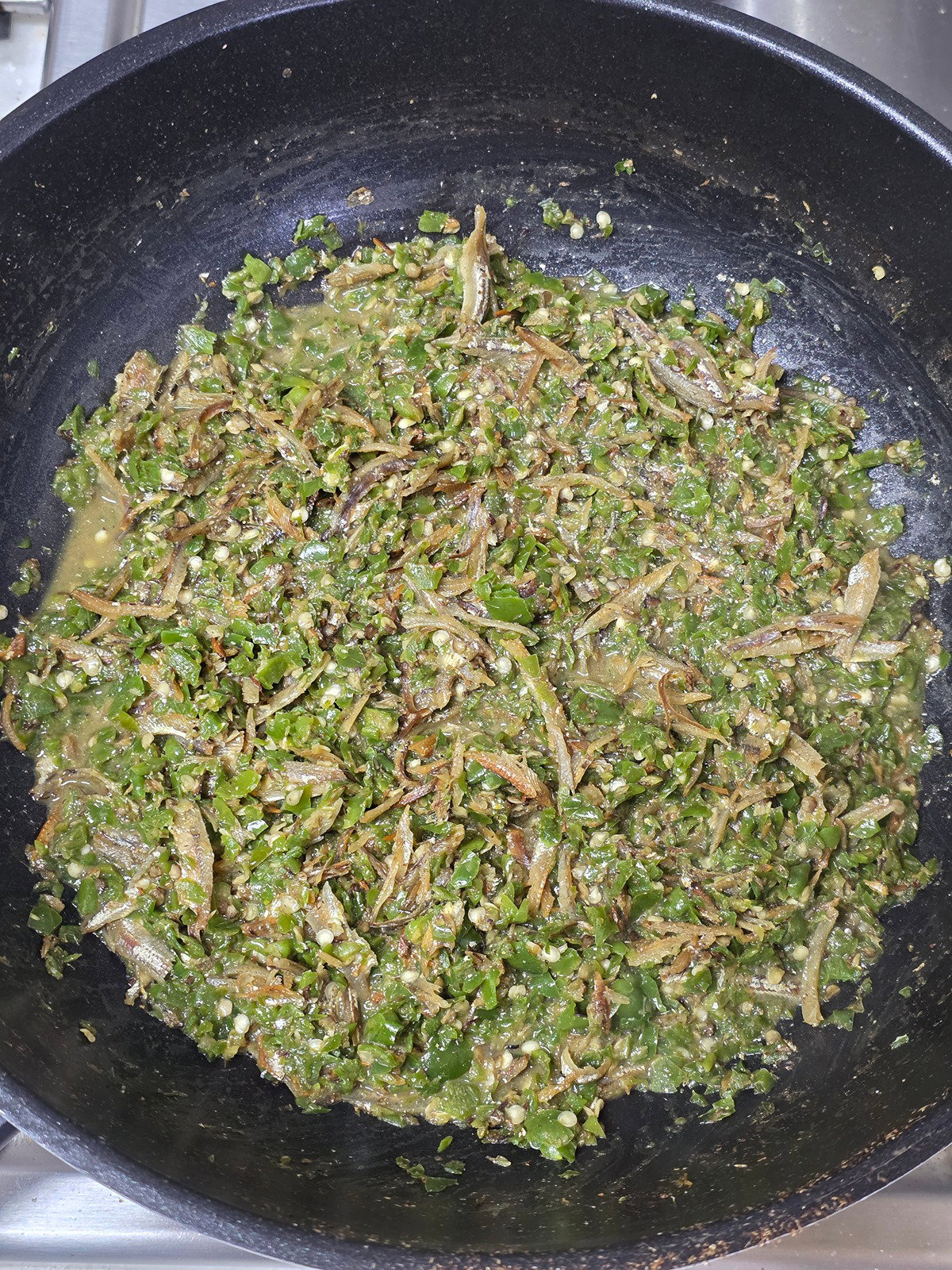 eEcbJe