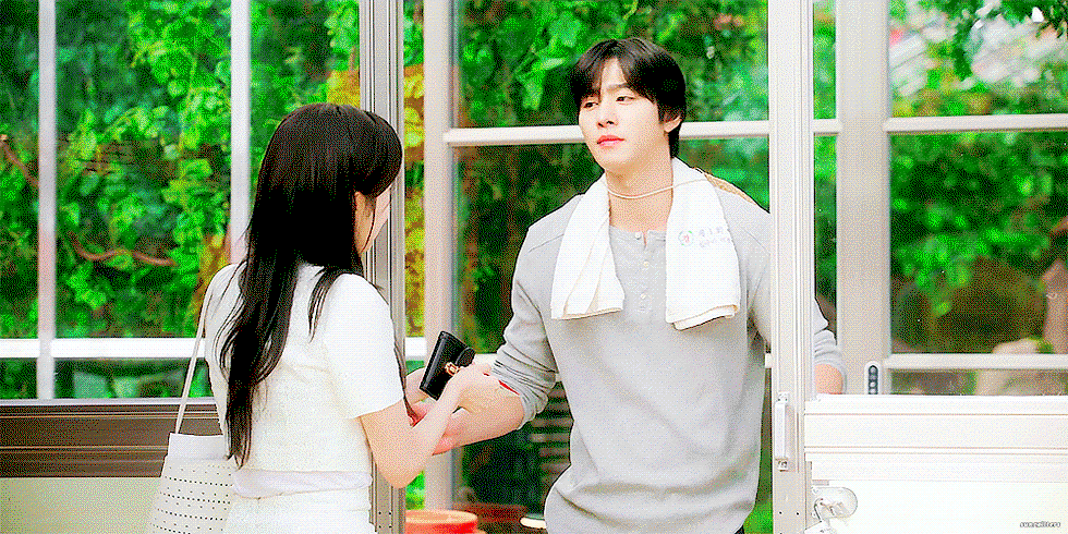 eFcIyA.gif