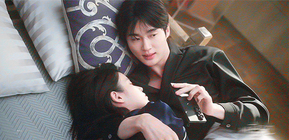 eJhQjn.gif