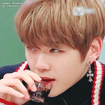 eNlJaE.gif