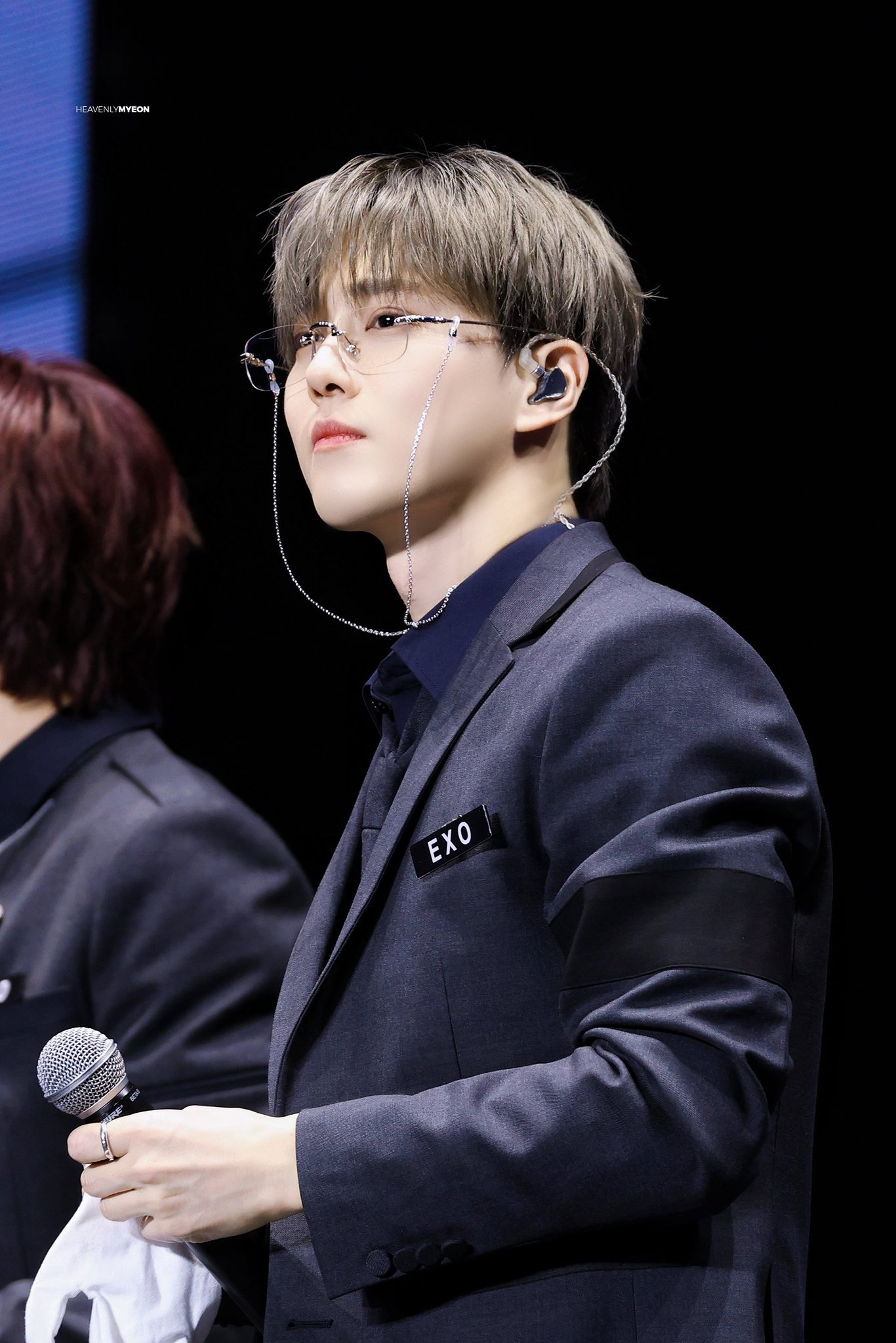 eTuzHQ