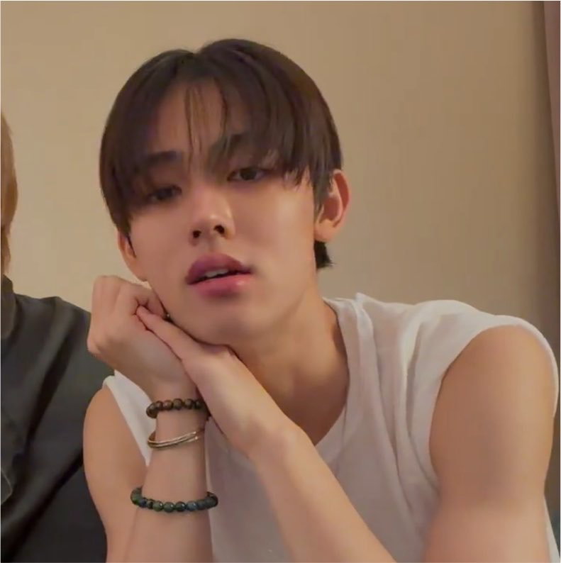 eUnYYF