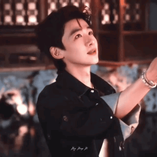 eXPUMJ.gif