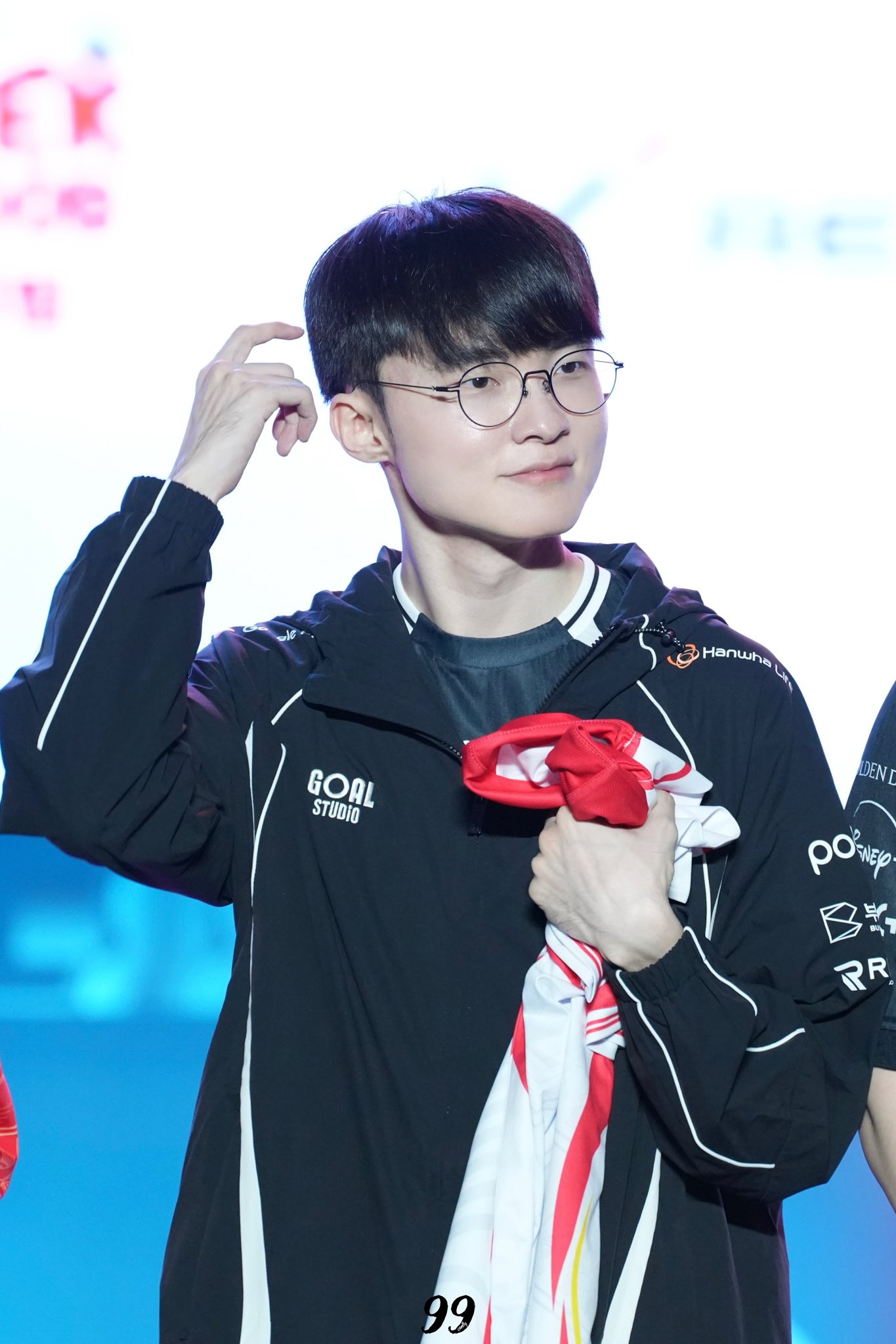 ekAFSg