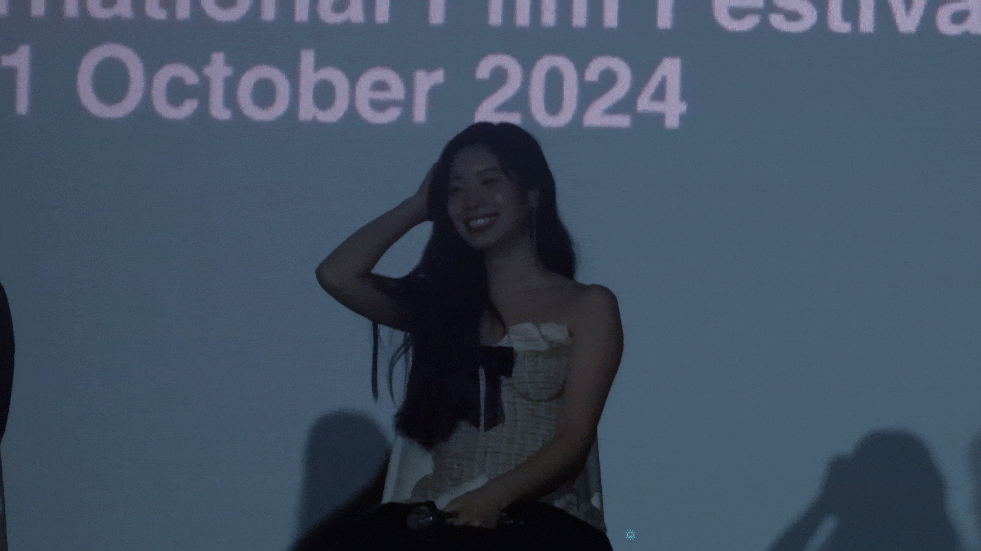 enLqKH.gif
