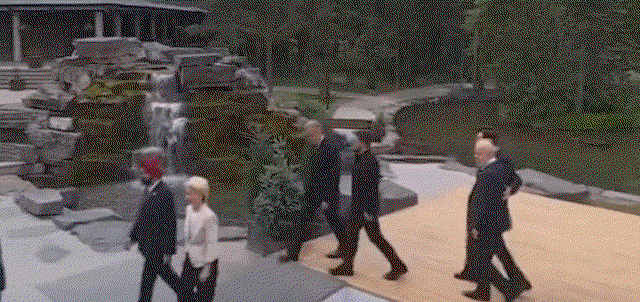 ezNIor.gif