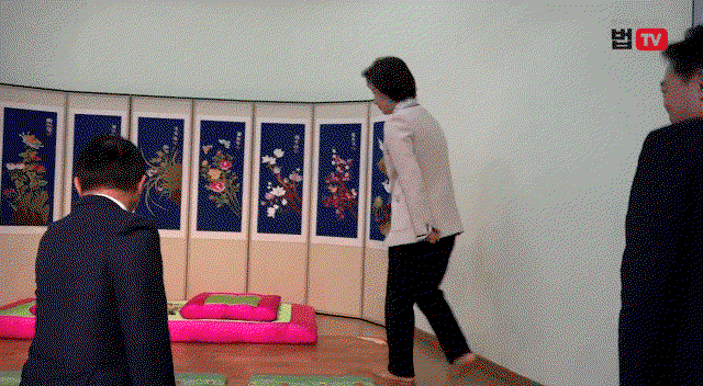 fAjLaB.gif