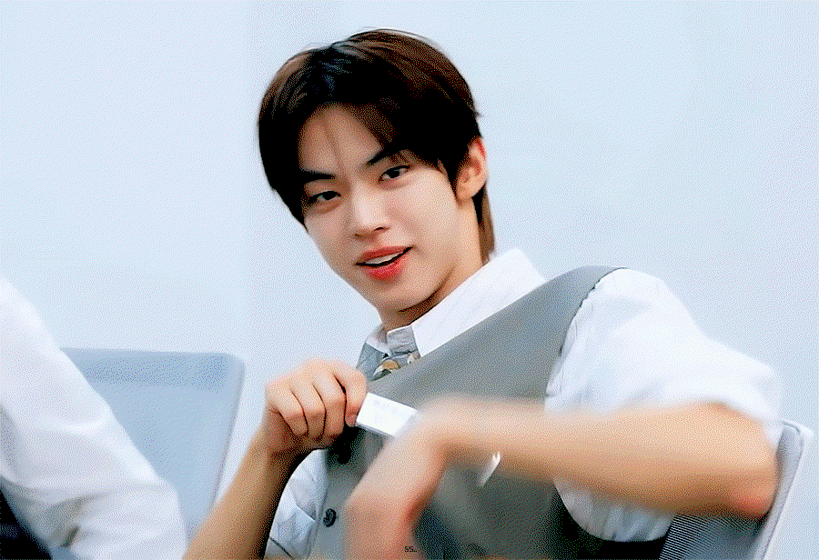 fDHcZo.gif