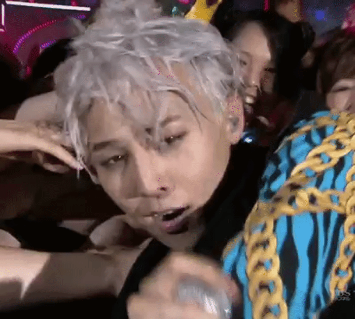 fFxMFC.gif