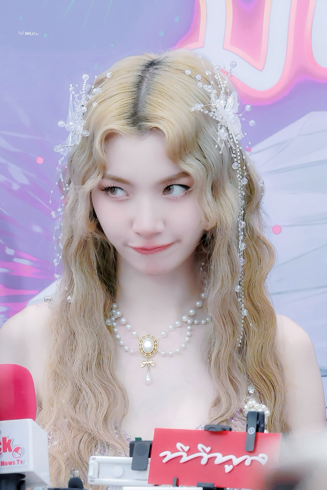 fLXEYa