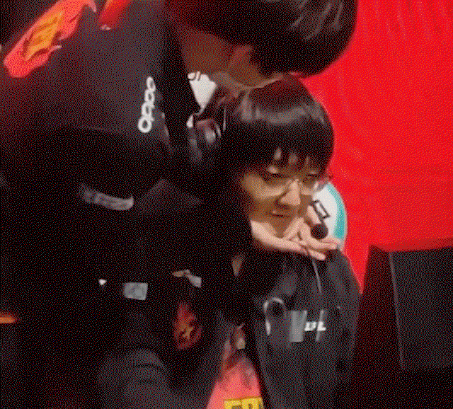 fLjIxd.gif