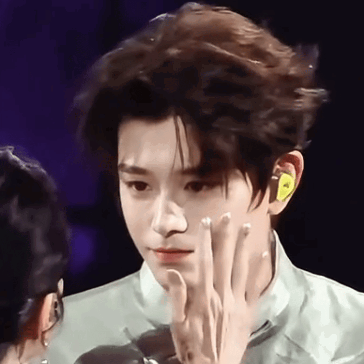 fQskpF.gif