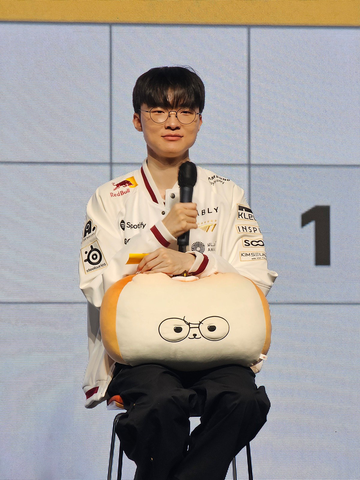 fUElHJ