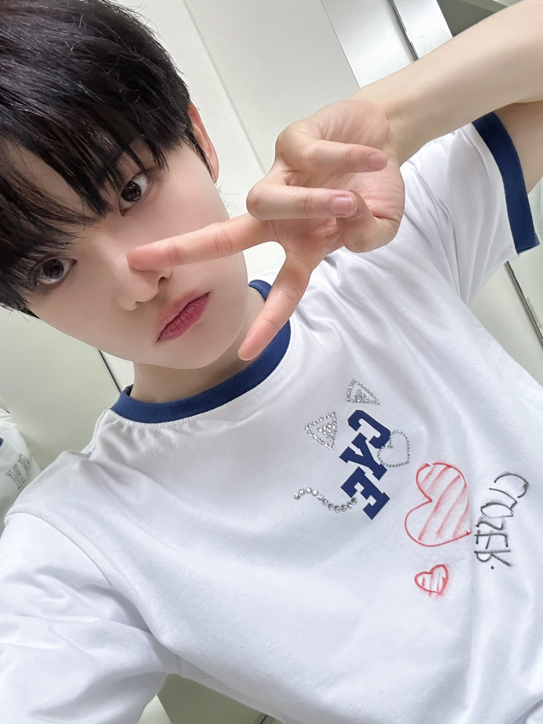 클로즈유어아이즈) 민욱 위버스