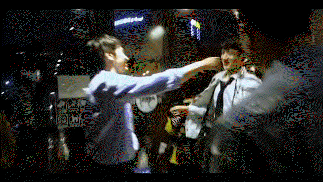 fWWOlG.gif