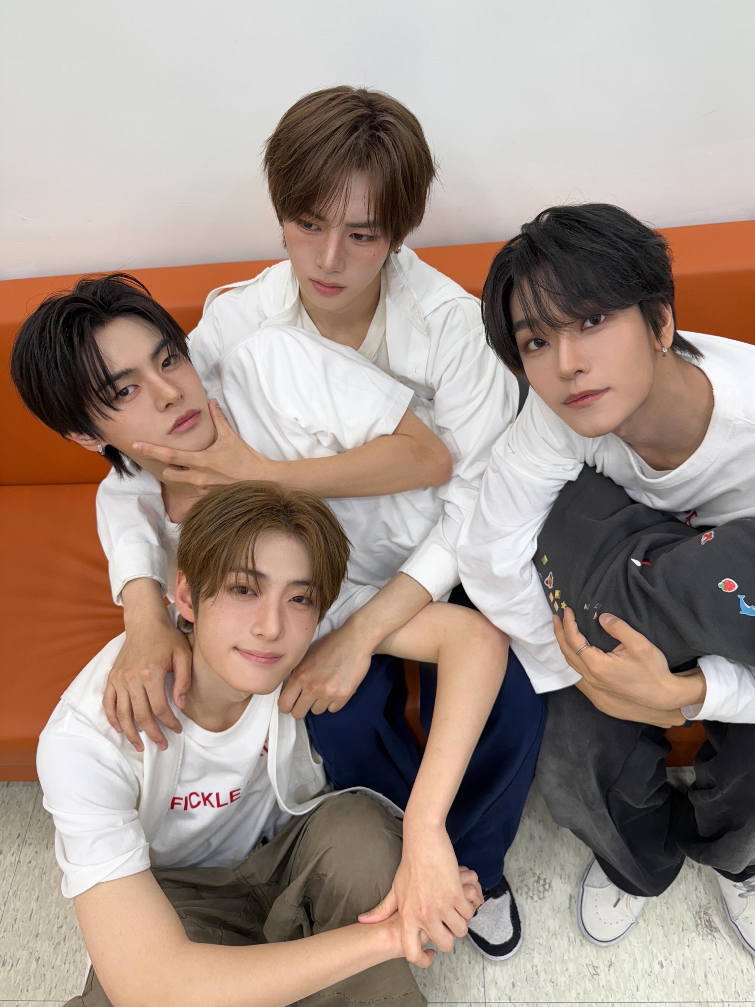 fcKpBN