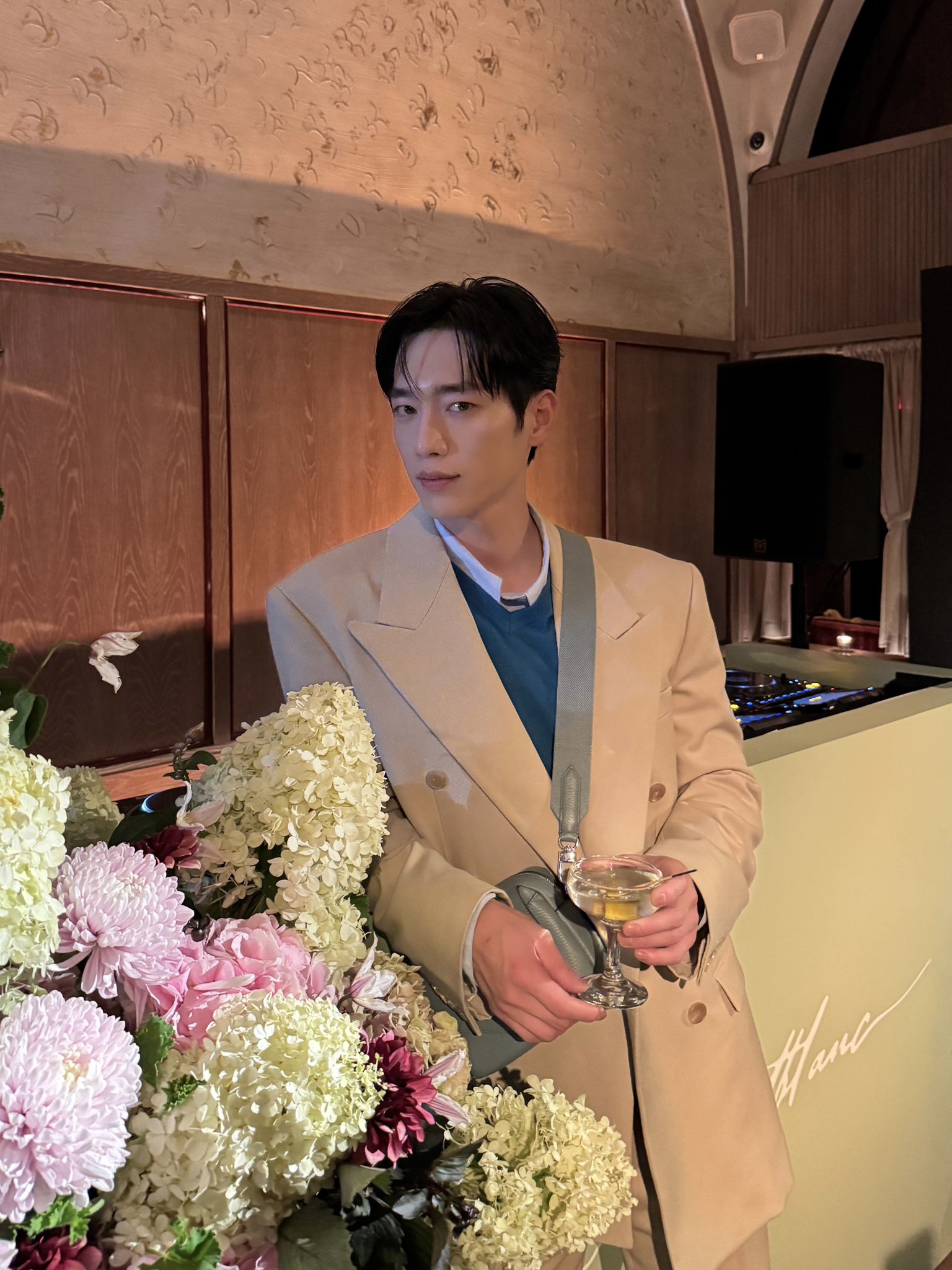 fiEpbO