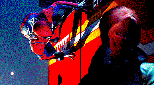 fjHXDh.gif