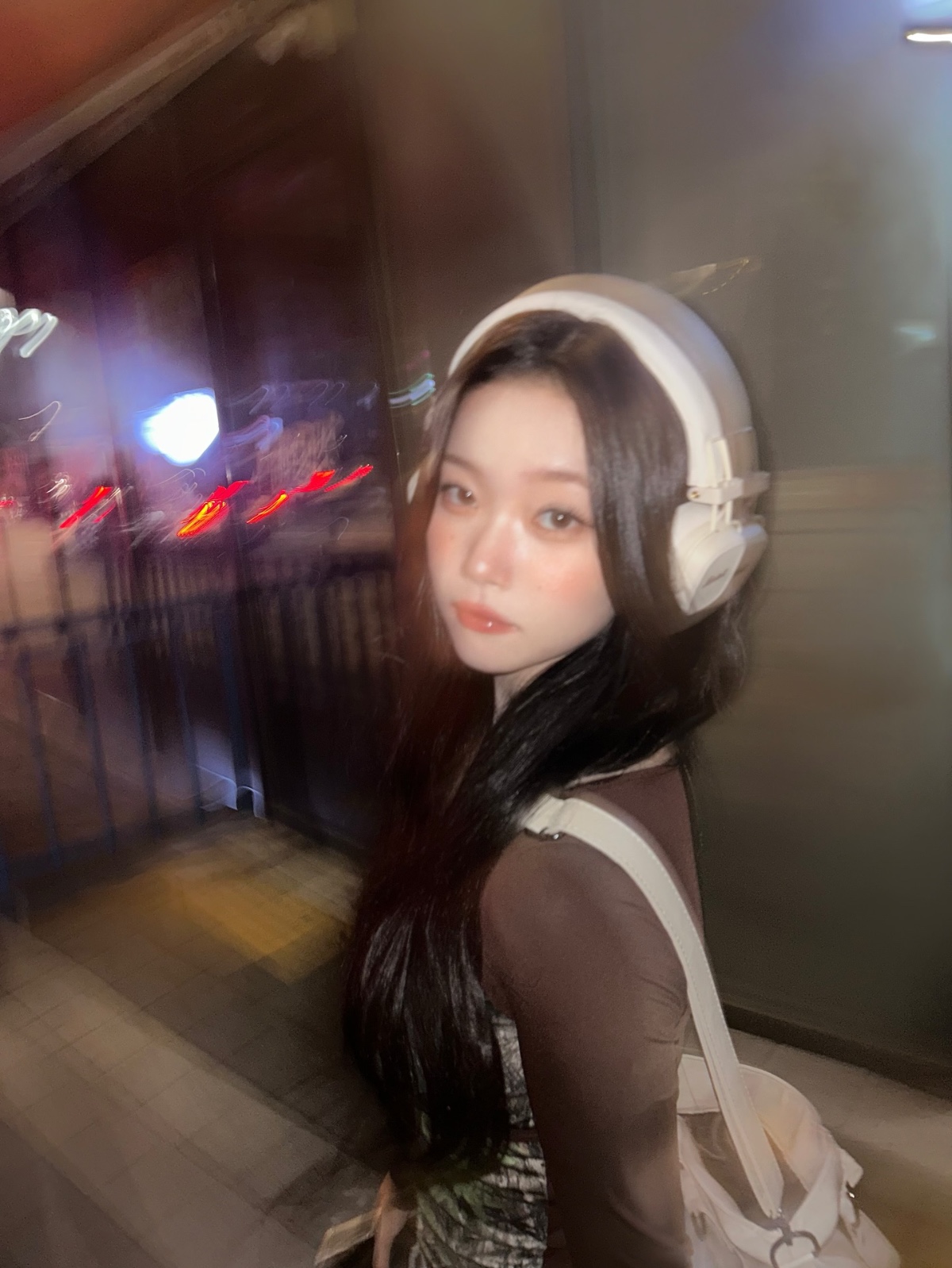 fnrqIo