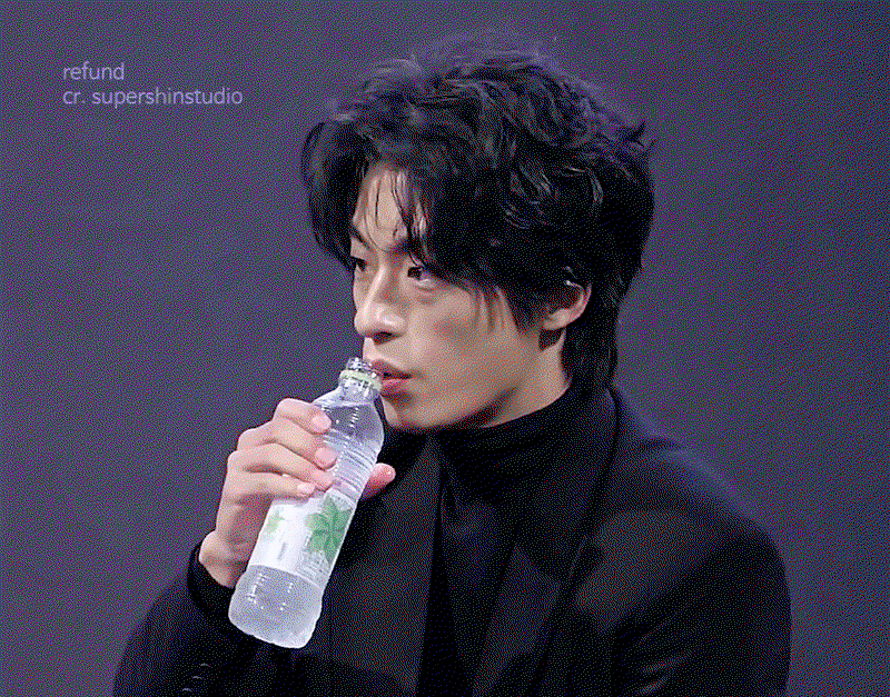 gFYoIr.gif