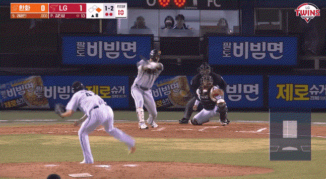 gKFwPp.gif