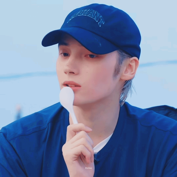 gKWwGC.gif