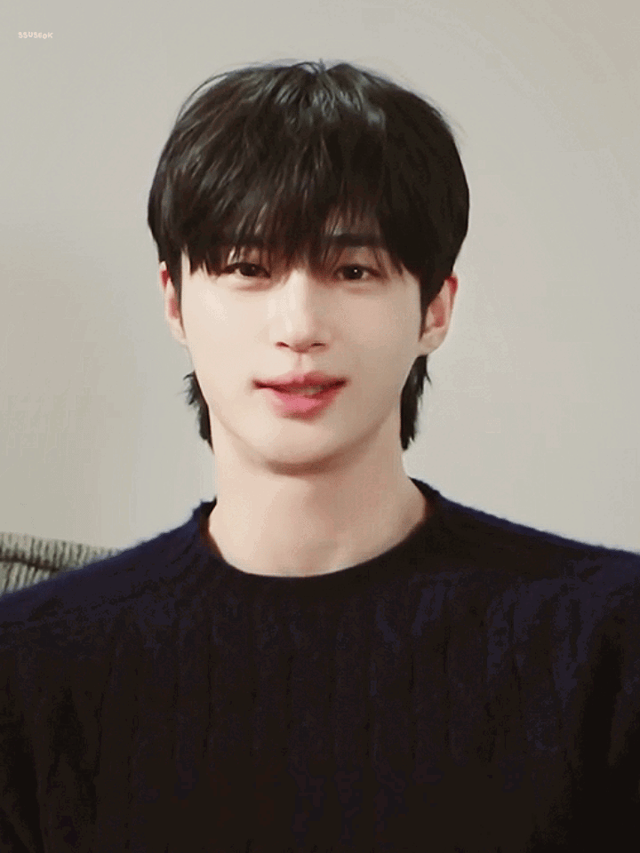 gLwMmE.gif