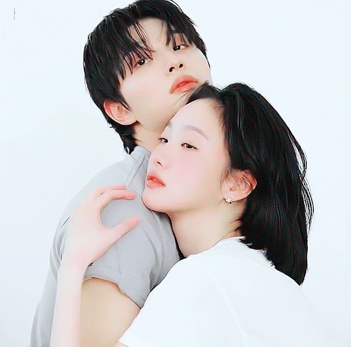 gMXunM.gif