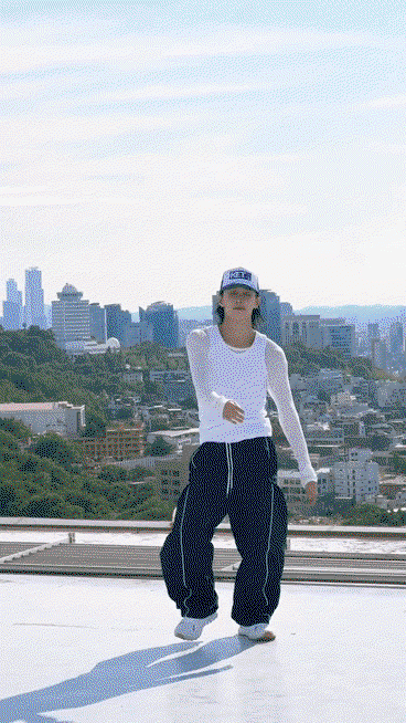 gphAew.gif