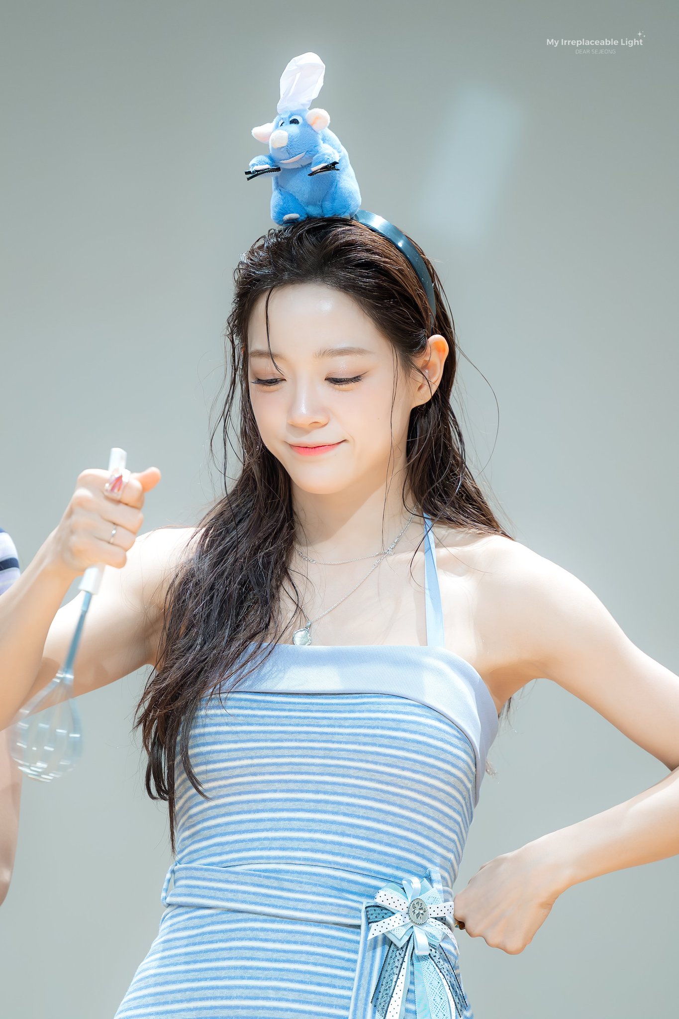 grniFj