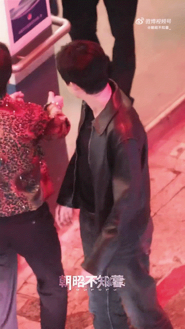 gwuTXk.gif