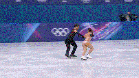 gzYhqX.gif