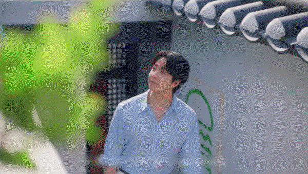 hAZDRH.gif