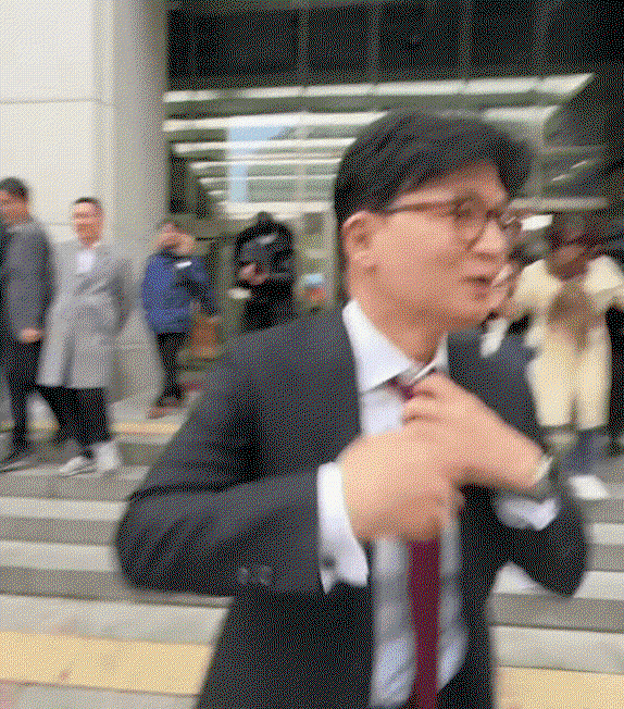 hBcklw.gif