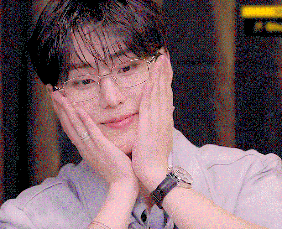 hELxdq.gif