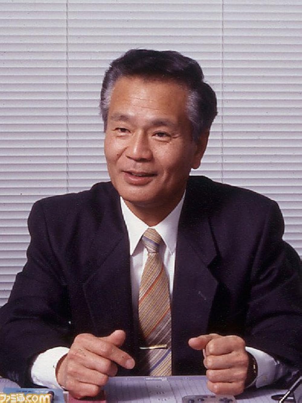 hIWalV