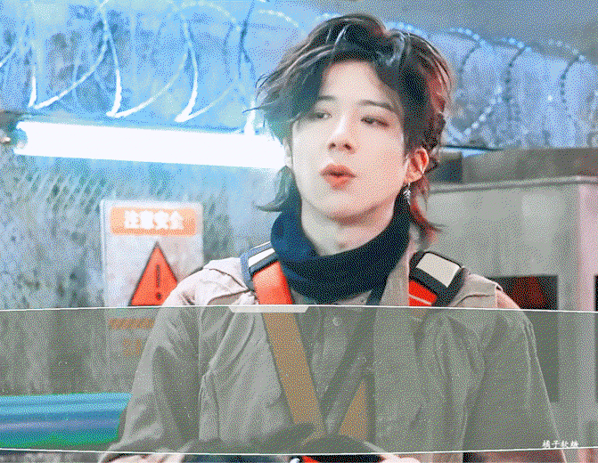 hJcROJ.gif