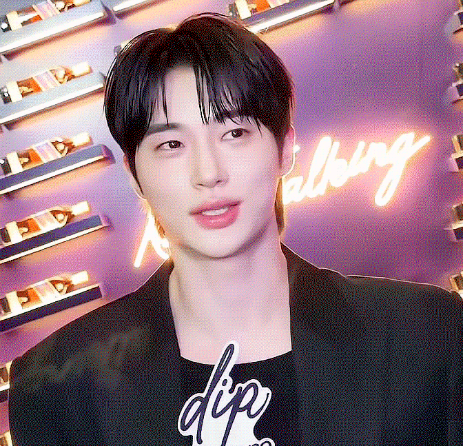 hMDdBp.gif