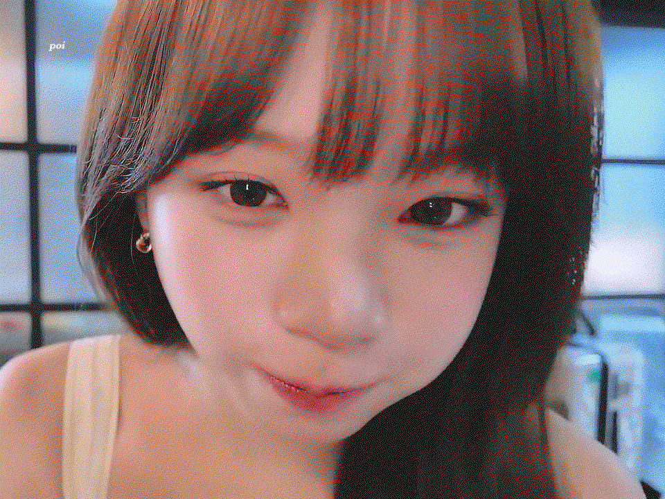 hOwxyJ.gif